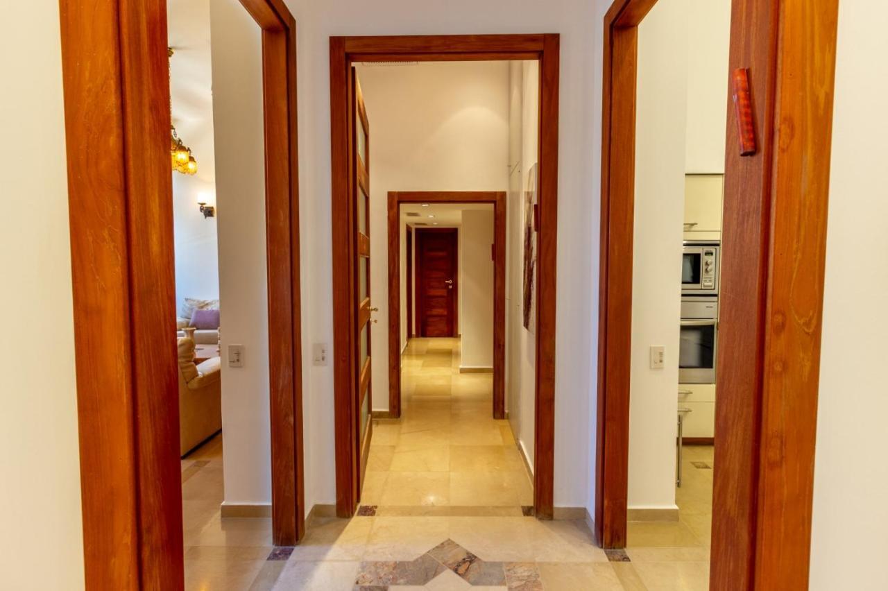 Art Apartment In Mamila エルサレム エクステリア 写真